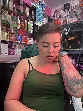 TamySweetness online show from November 17, 2025, 4:13 pm