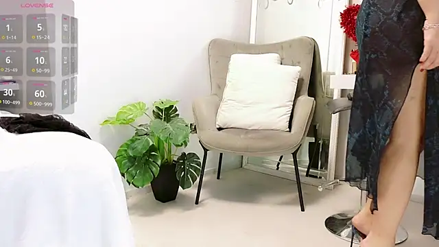 missmiamore online show from January 15, 2025, 7:34 pm