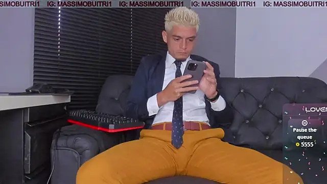 massimo g online show from December 22, 2025, 9:56 pm