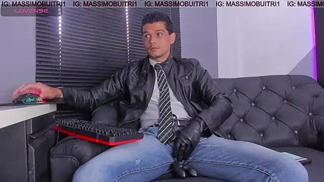 massimo g online show from April 21, 2026, 1:39 pm