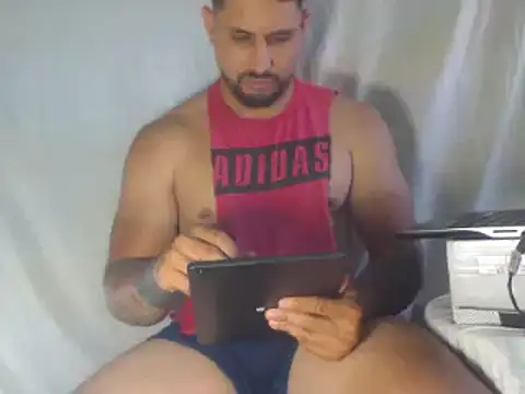 sebasx412 online show from February 14, 2025, 7:33 pm