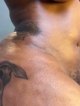 Snapshot of BedroomBullyX5 chatting on November 9, 2025, 8:01 am BedroomBullyX5 online show from November 9, 2025, 8:01 am