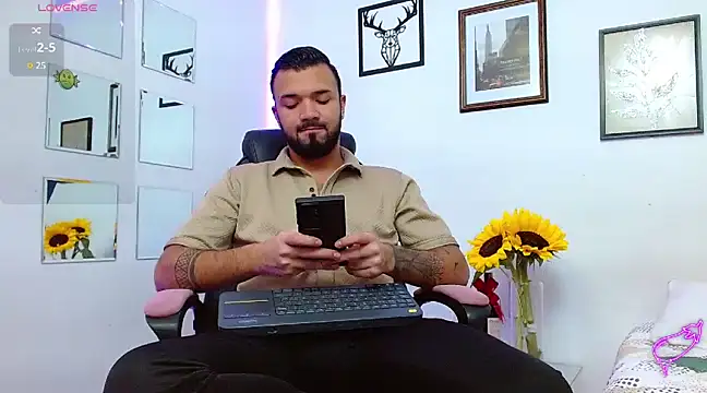 mathew vidal1 online show from February 22, 2025, 6:39 am