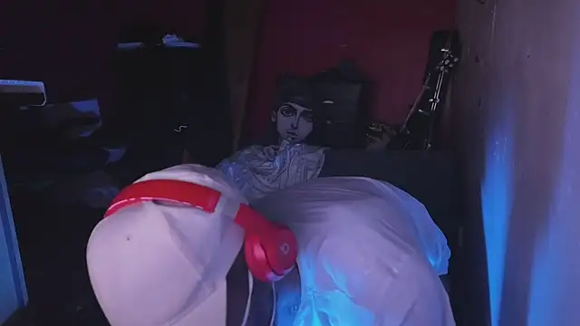 Snapshot of BADDIEBENJI chatting on April 15, 2026, 10:10 pm BADDIEBENJI online show from April 15, 2026, 10:10 pm