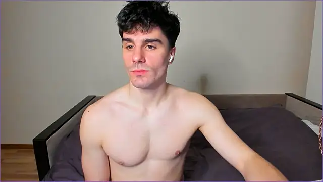 Snapshot of sam_huston chatting on March 22, 2026, 9:29 pm sam huston online show from March 22, 2026, 9:29 pm