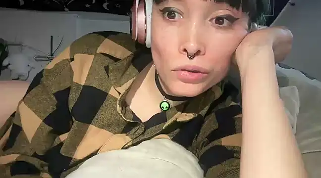 FRRANNKIE online show from March 1, 2025, 6:32 pm