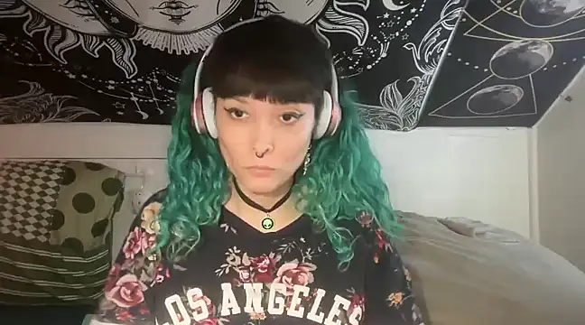 FRRANNKIE online show from March 5, 2025, 8:42 pm