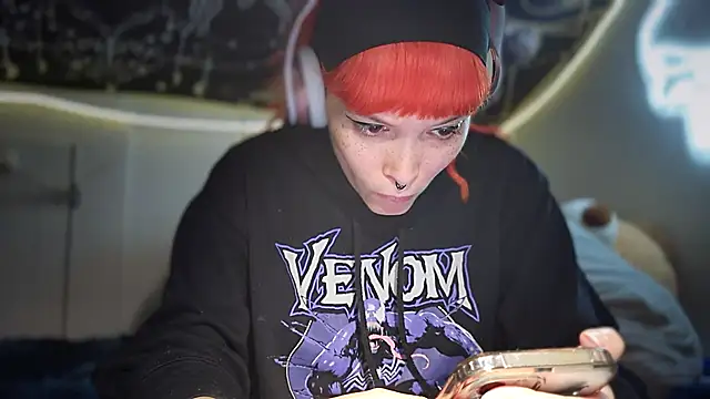 FRRANNKIE online show from October 1, 2025, 3:40 pm