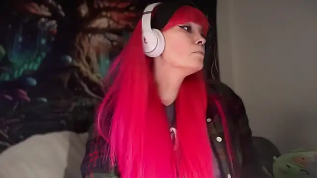 FRRANNKIE online show from April 8, 2026, 10:59 am