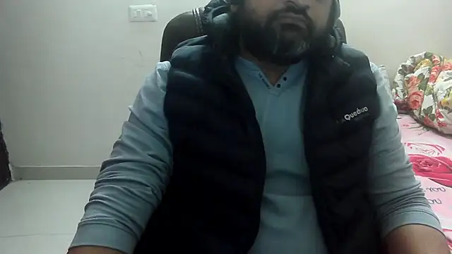 rentarob online show from February 11, 2025, 5:07 pm