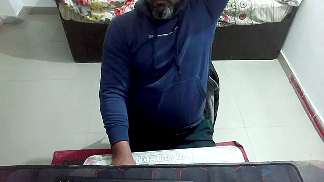 rentarob online show from February 9, 2026, 7:18 pm