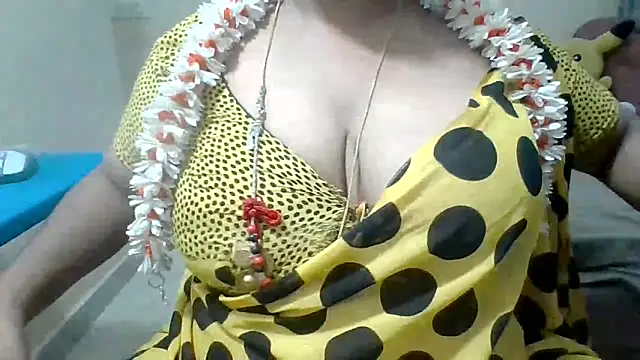 archanatelugu9 online show from April 19, 2026, 2:22 am