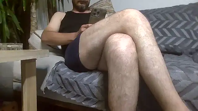 reslerkek31 online show from June 11, 2026, 8:18 pm