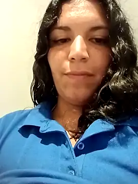 Snapshot of Morenitha-XXX chatting on February 14, 2026, 6:48 pm Morenitha-XXX online show from February 14, 2026, 6:48 pm
