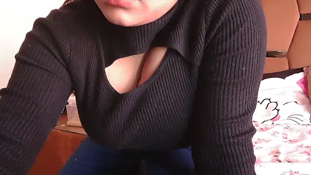 Snapshot of shivi_moto chatting on February 3, 2025, 6:02 am shivi moto online show from February 3, 2025, 6:02 am