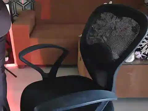 Snapshot of shivi_moto chatting on October 4, 2025, 5:16 am shivi moto online show from October 4, 2025, 5:16 am