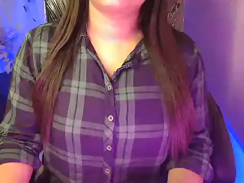 Snapshot of shivi_moto chatting on November 22, 2025, 4:55 am shivi moto online show from November 22, 2025, 4:55 am