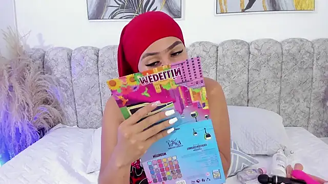 abby gibson online show from September 19, 2025, 6:52 pm