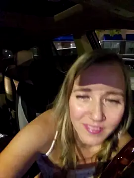 SkyelarSommer online show from February 13, 2025, 11:47 pm