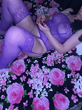 DominiqueX0 online show from February 6, 2025, 6:29 am