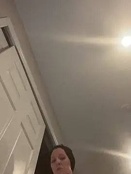 DominiqueX0 online show from September 10, 2025, 5:13 pm