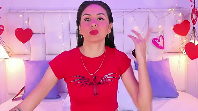 SarahSophia  online show from February 14, 2025, 11:42 am