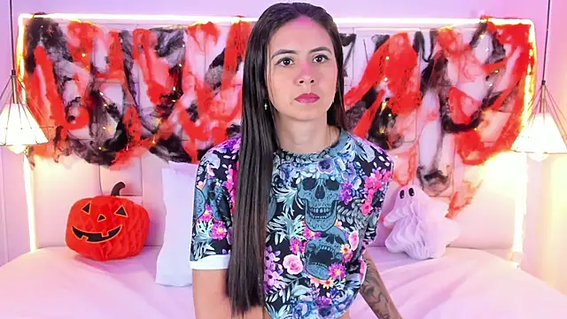 SarahSophia  online show from October 10, 2025, 11:31 am