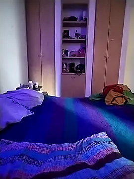 LissaThompsom online show from September 12, 2025, 2:28 pm