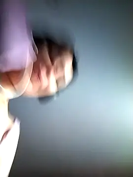 LissaThompsom online show from September 28, 2025, 12:10 pm