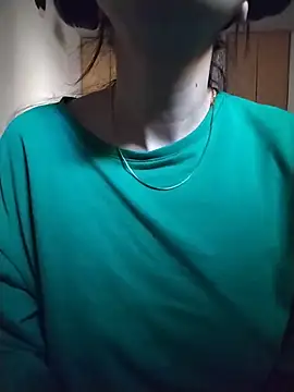 LissaThompsom online show from December 22, 2025, 12:24 pm