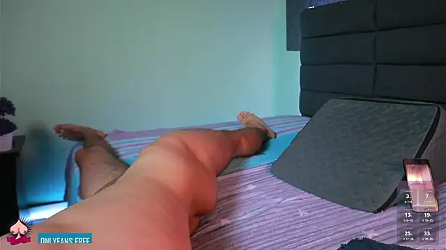 kathieandpovcock1 online show from December 1, 2024, 4:29 pm