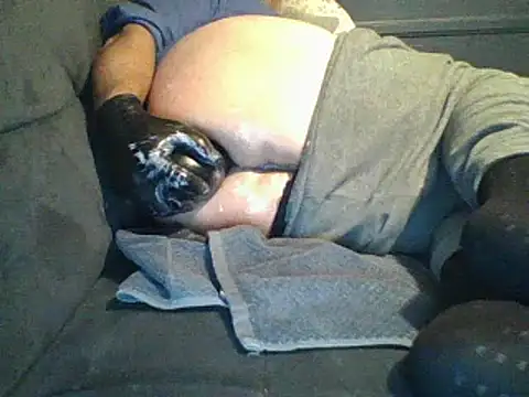 carlosxxx213 online show from May 13, 2026, 10:34 am