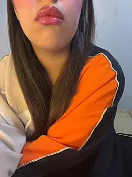 Mayacrayzi online show from February 8, 2025, 2:05 pm