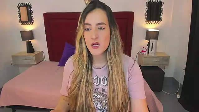 Hanna86 online show from March 18, 2025, 12:05 am