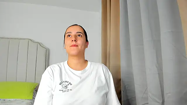 Hanna86 online show from March 14, 2026, 7:52 pm