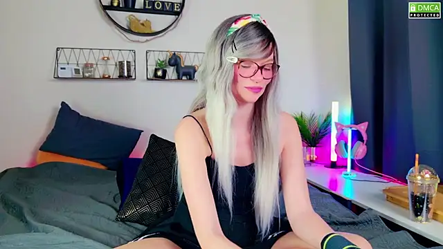 Kittychatte online show from January 9, 2025, 8:33 pm