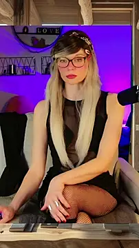 Kittychatte online show from March 14, 2026, 8:20 am