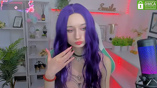 Katia Kim online show from March 4, 2025, 6:37 am