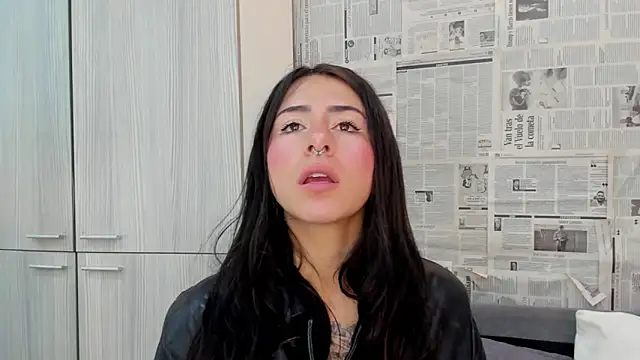 Mhelanny2 online show from January 25, 2025, 12:16 pm