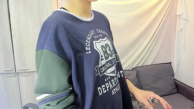 Mhelanny2 online show from September 28, 2025, 6:02 pm