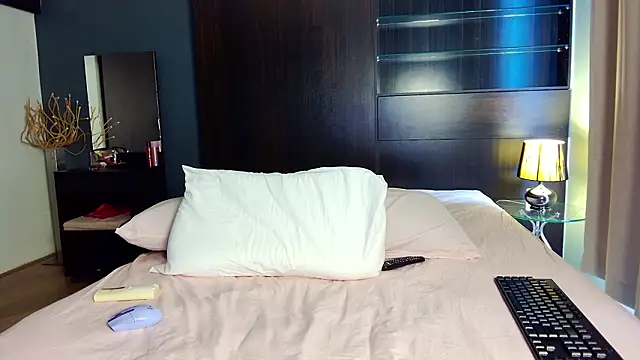 bl4ckdoll  online show from February 20, 2026, 6:26 am