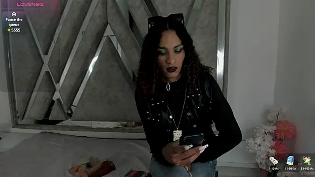 StefanyMiler online show from January 21, 2025, 2:33 am