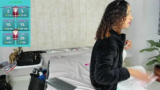 StefanyMiler online show from January 25, 2025, 3:09 am