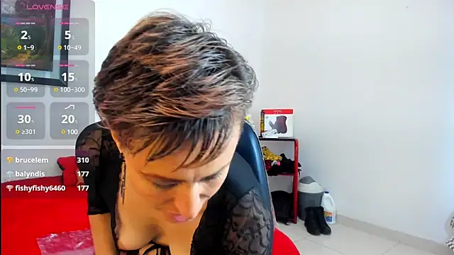 yasmin goldenst online show from March 15, 2025, 5:19 am