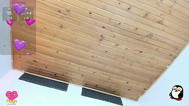 cristal  hot 1 online show from February 23, 2025, 7:11 am