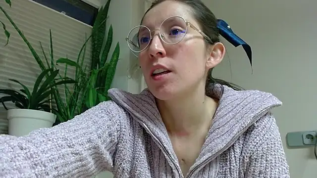 Sophi Cute online show from February 8, 2025, 4:04 pm