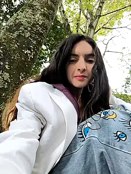 Sam Sara online show from October 23, 2025, 5:44 pm