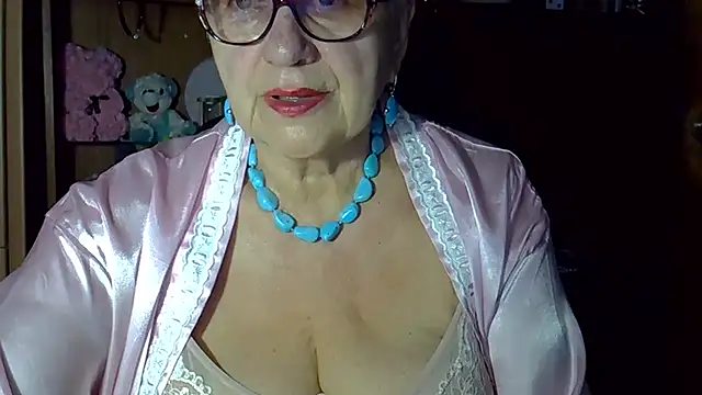 SweetCherry27 online show from September 23, 2025, 3:59 pm