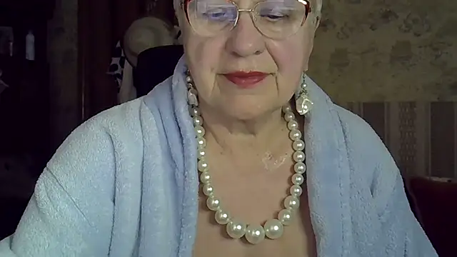 SweetCherry27 online show from June 2, 2026, 5:04 pm