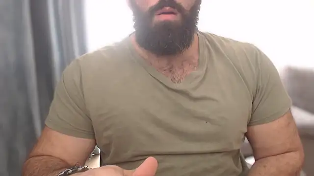 hugemachohandsome online show from September 29, 2025, 11:59 am